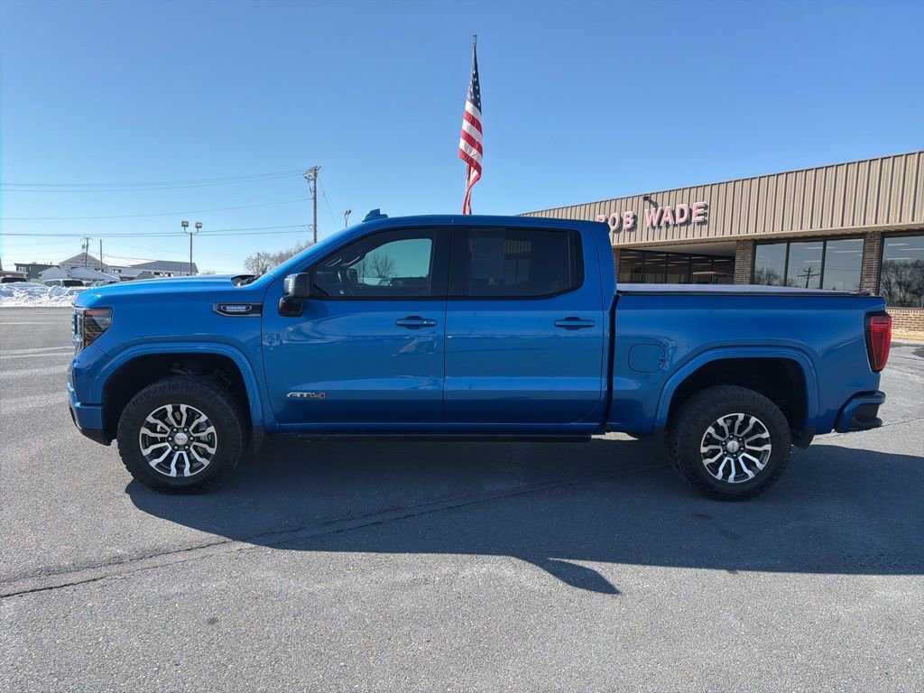 Used 2022 GMC Sierra 1500 AT4 w/ AT4 Preferred Package image 2
