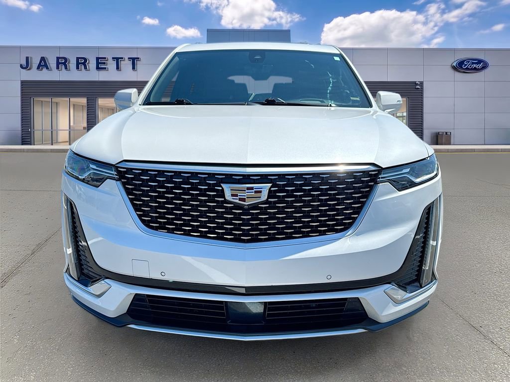 Used 2020 Cadillac XT6 Premium Luxury FWD image 2