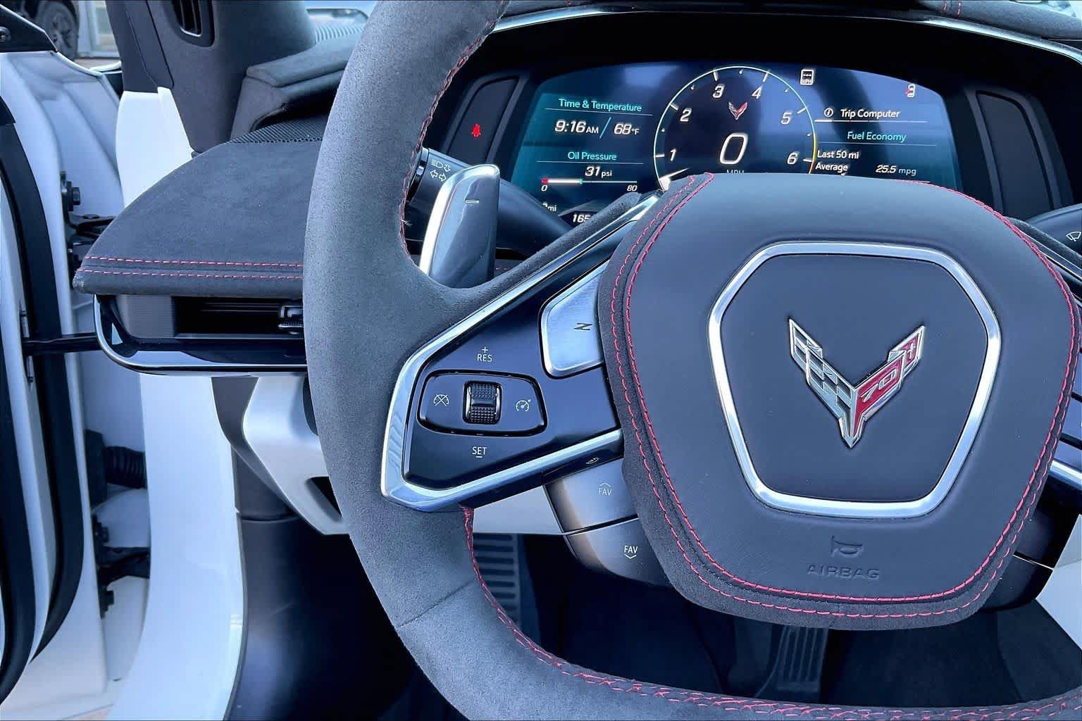 Used 2023 Chevrolet Corvette Stingray Premium Conv w/ Z51 Performance Package RWD image 21