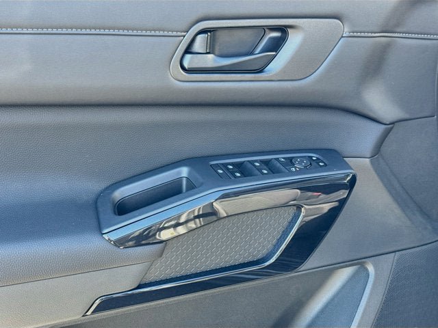 New 2026 Nissan Pathfinder SV AWD/4WD image 15