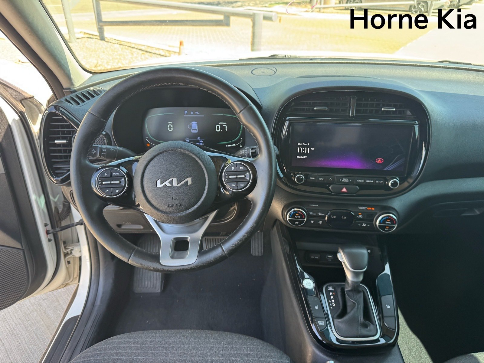 Used 2023 Kia Soul EX FWD image 15