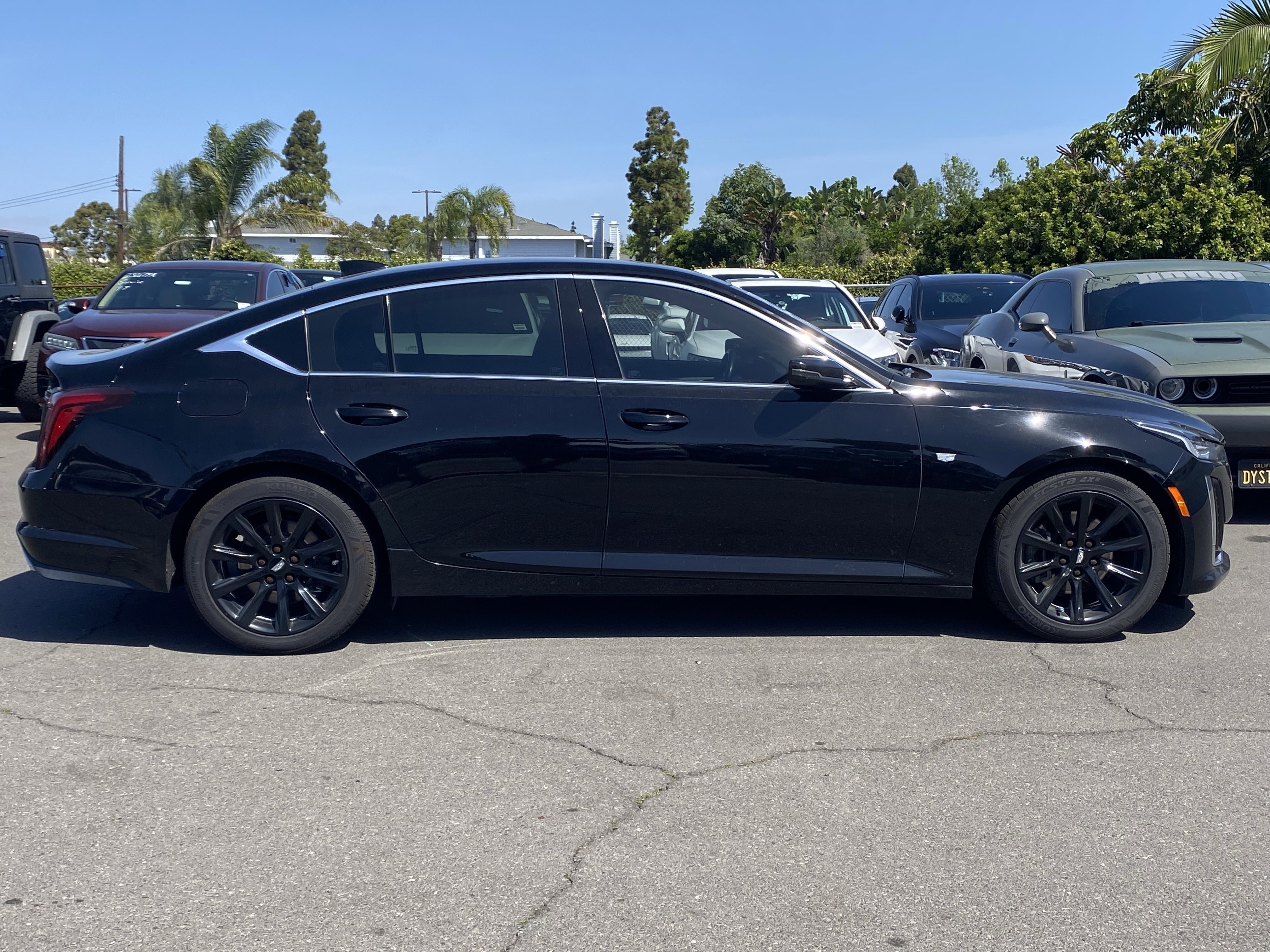 Used 2021 Cadillac CT5 Luxury image 2