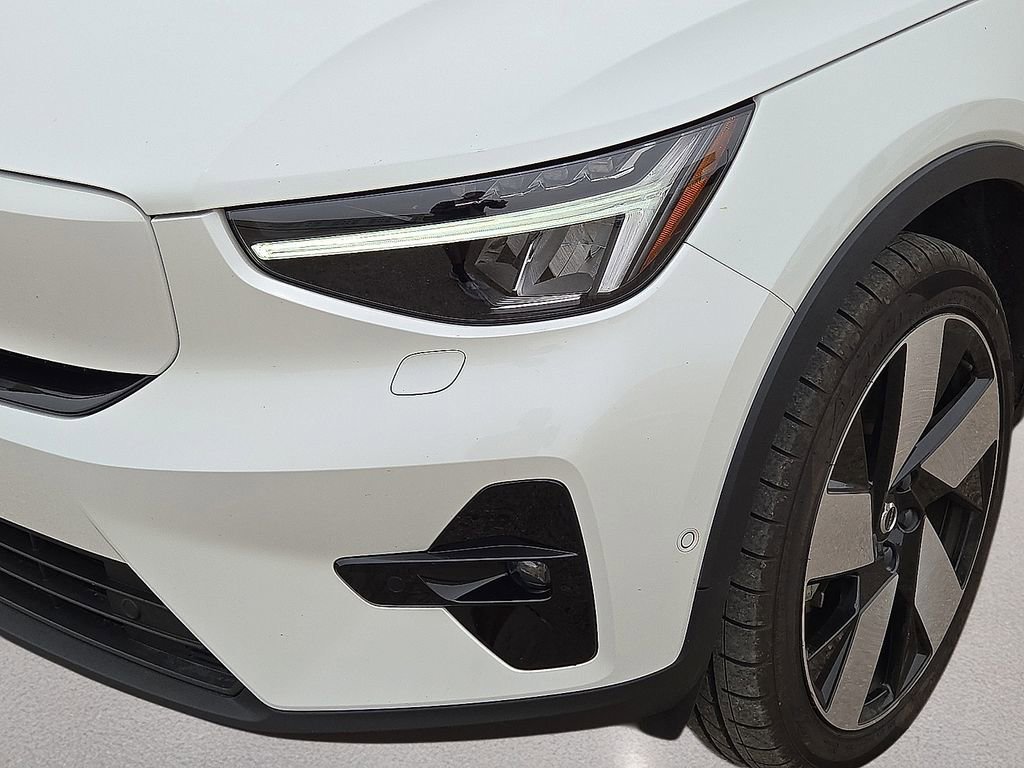 Used 2023 Volvo C40 P8 Recharge Ultimate AWD/4WD image 10