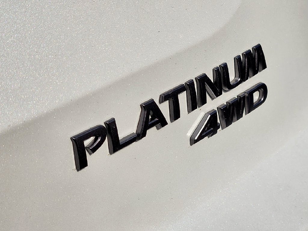 New 2026 Nissan Pathfinder Platinum w/ Cargo Package AWD/4WD image 12