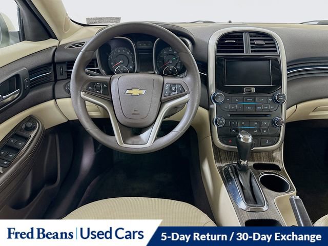 Used 2015 Chevrolet Malibu LT w/ Power Convenience Package image 21