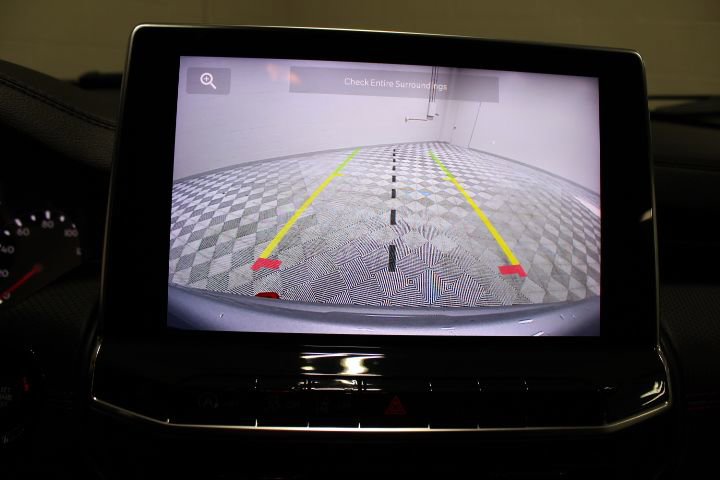 Used 2022 Jeep Compass Trailhawk image 4