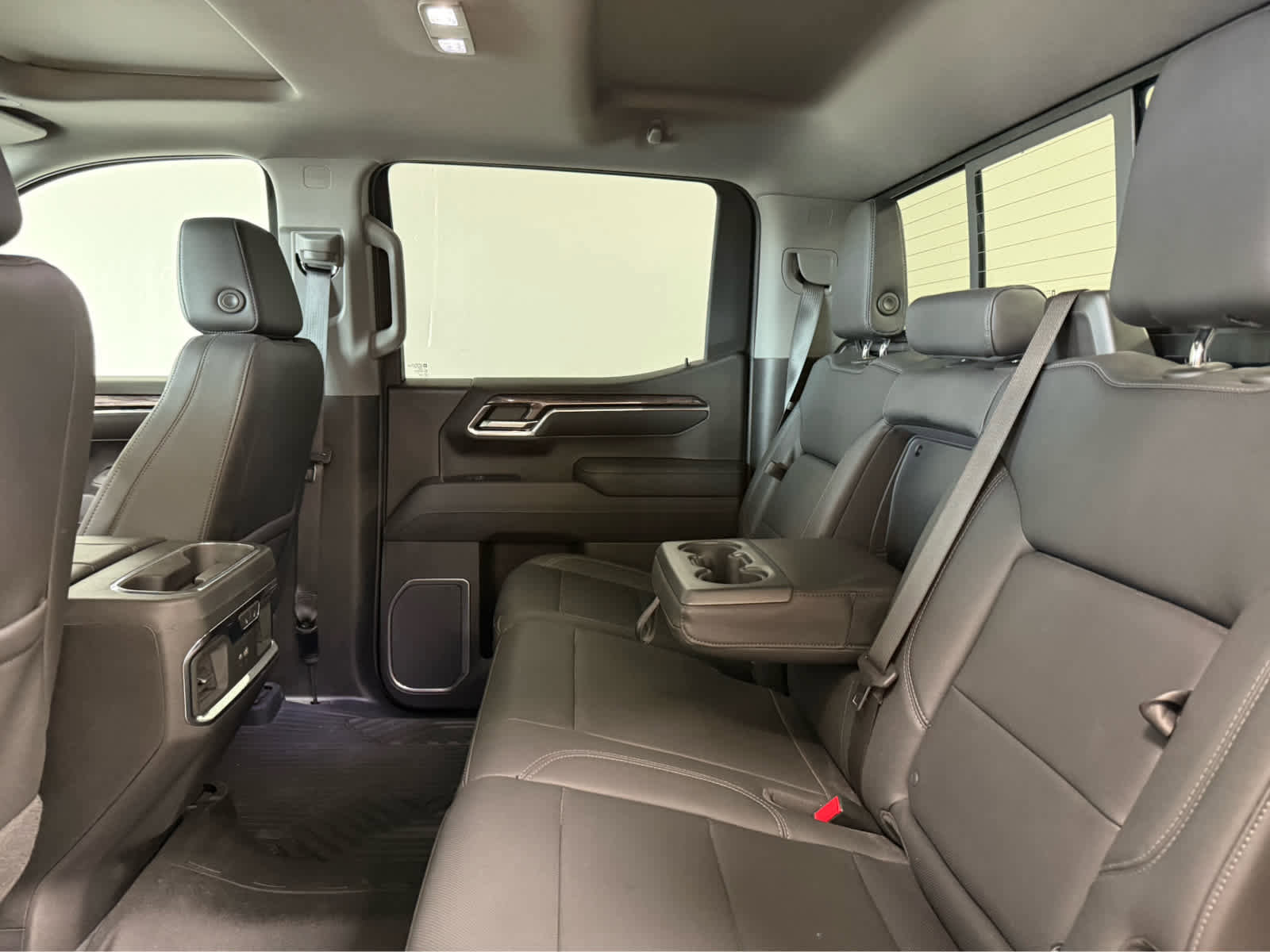 Certified 2023 Chevrolet Silverado 1500 LTZ w/ LTZ Premium Package AWD/4WD image 16