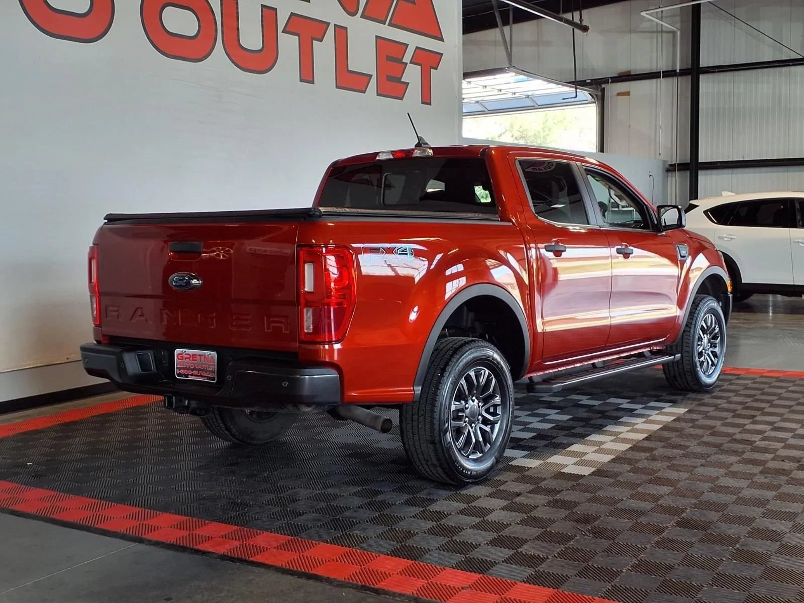 Used 2022 Ford Ranger XLT w/ Equipment Group 302A High AWD/4WD image 7