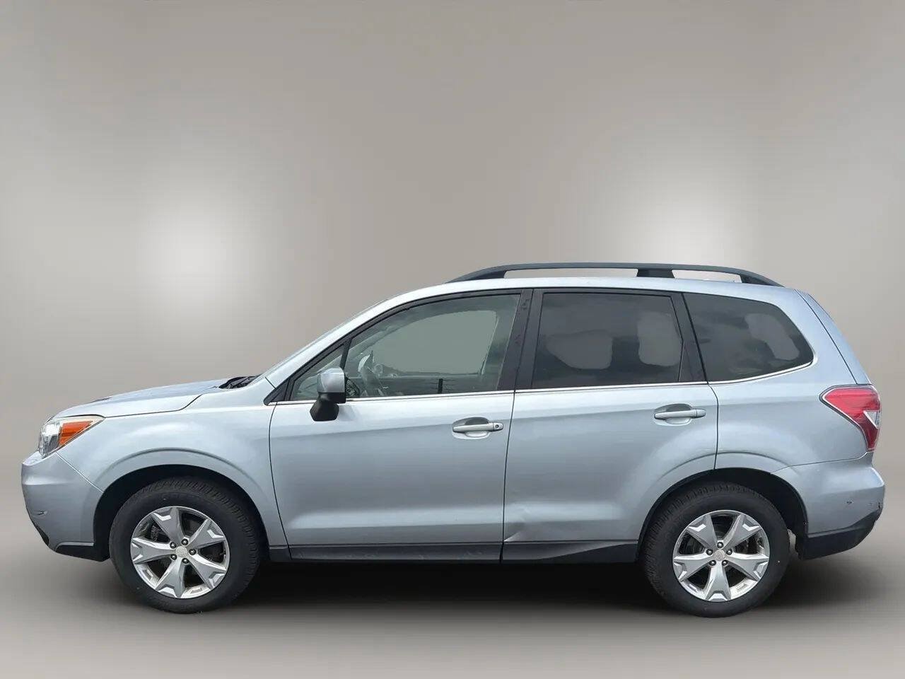 Used 2016 Subaru Forester 2.5i Limited w/ Popular Package #2 AWD/4WD image 4