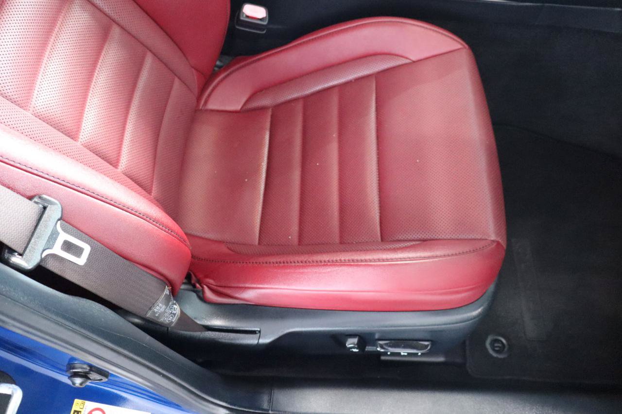 Used 2016 Lexus IS 350 w/ F Sport Package RWD image 39