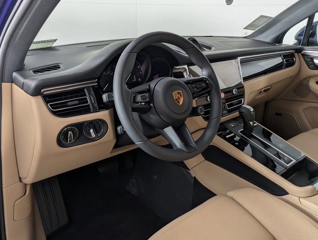 New 2026 Porsche Macan Turbo image 4