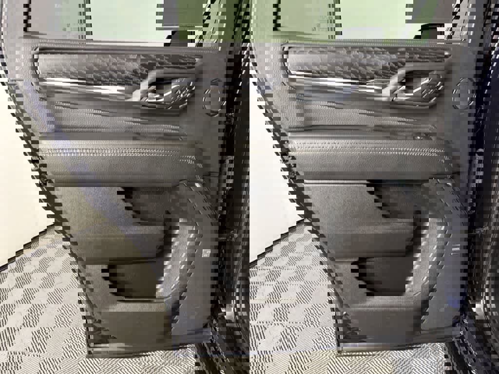 Certified 2023 GMC Yukon Denali image 41