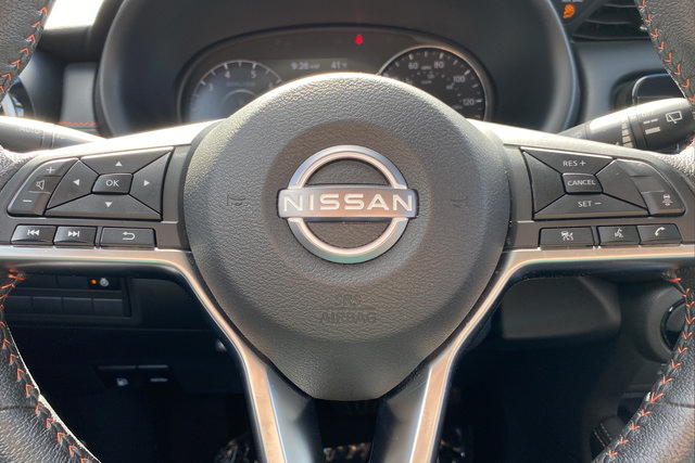 Used 2024 Nissan Kicks SR w/ SR Premium Package FWD image 14