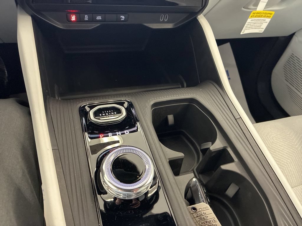New 2026 Jeep Cherokee Laredo AWD/4WD image 31