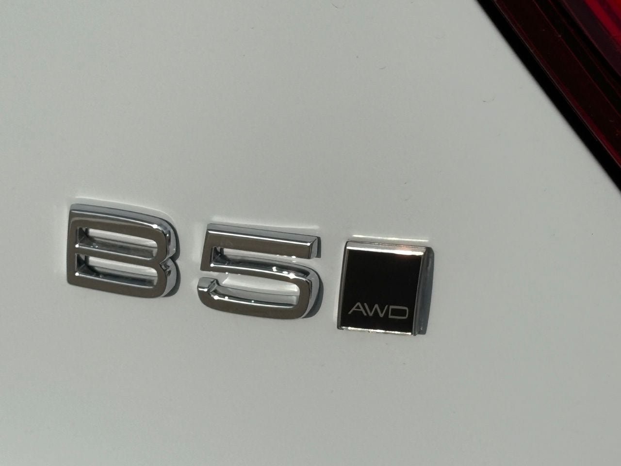 New 2026 Volvo XC40 B5 Core w/ Protection Package Premier AWD/4WD image 7