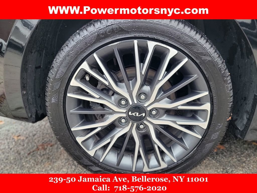 Used 2023 Kia Forte GT-Line w/ GT-Line Premium Package image 17