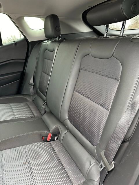 Used 2025 Chevrolet Trax LT image 18