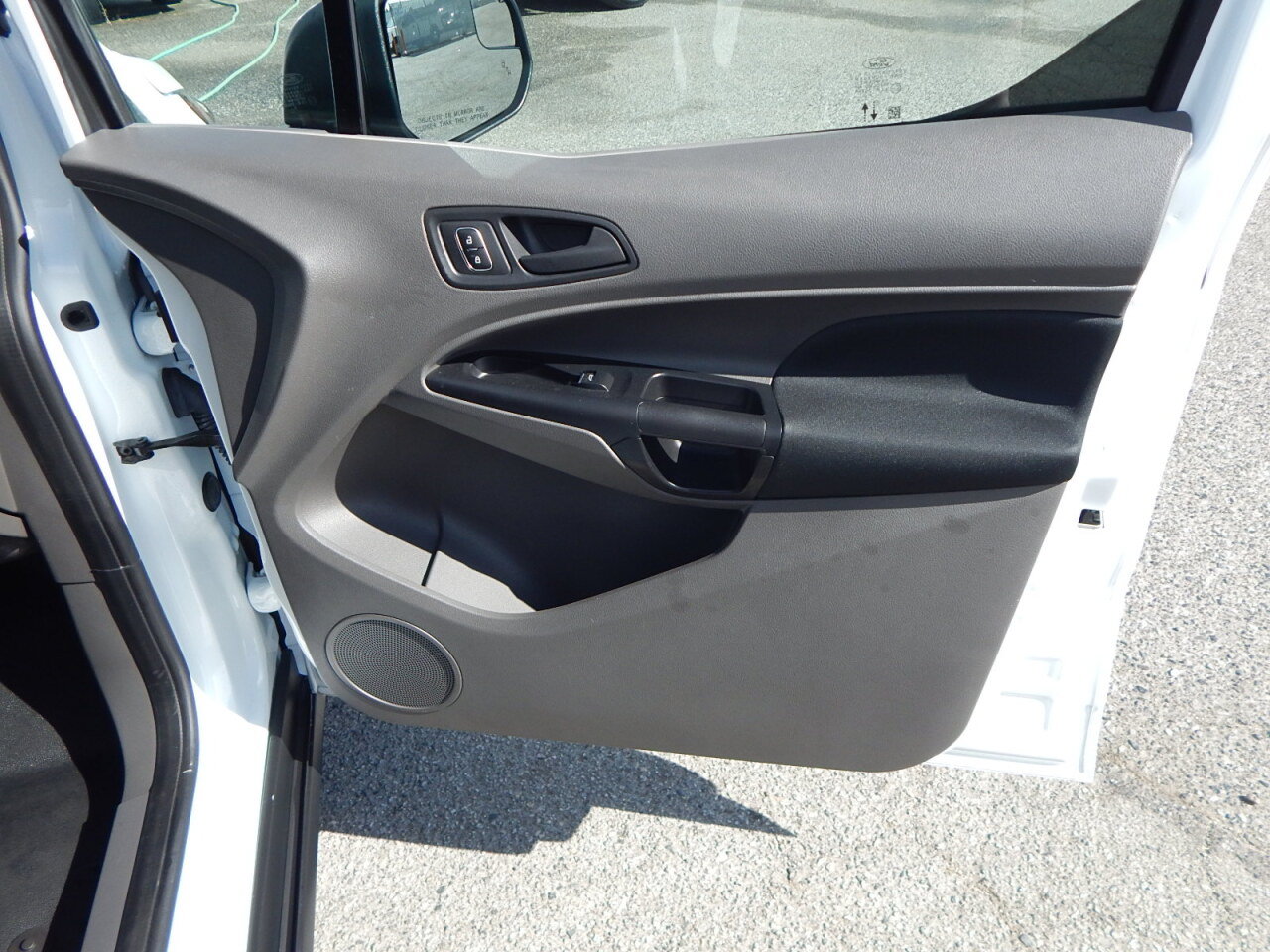 Used 2023 Ford Transit Connect XL FWD image 23