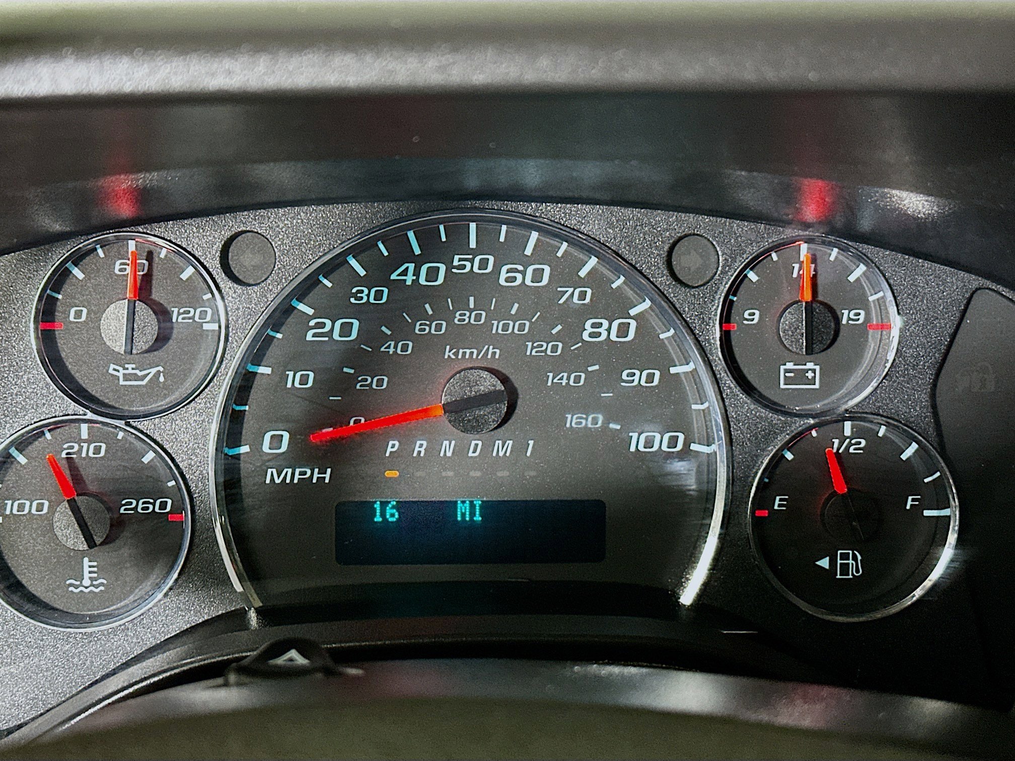 Used 2024 GMC Savana 2500 w/ Driver Convenience Package image 17