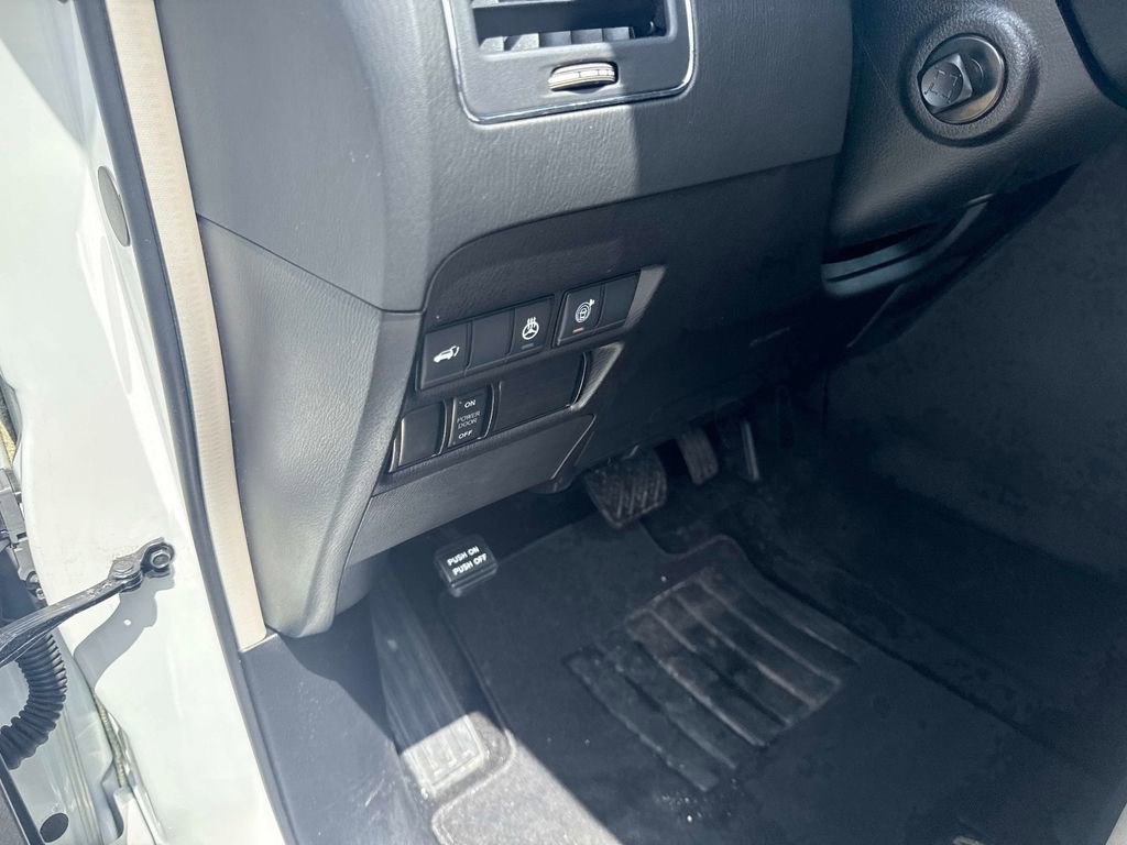 Used 2023 Nissan Armada SL w/ Cargo Package AWD/4WD image 22