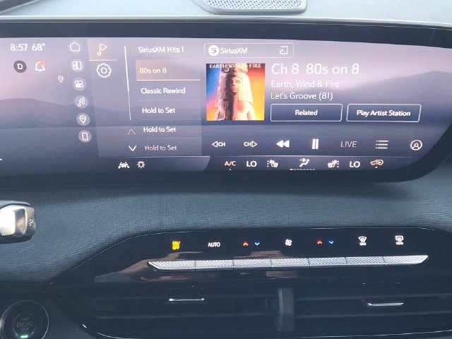 Used 2026 Buick Enclave Sport Touring FWD image 5