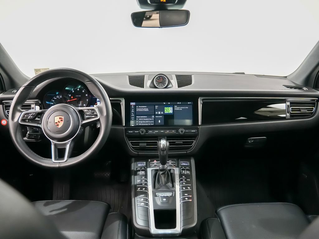Used 2020 Porsche Macan AWD/4WD image 21