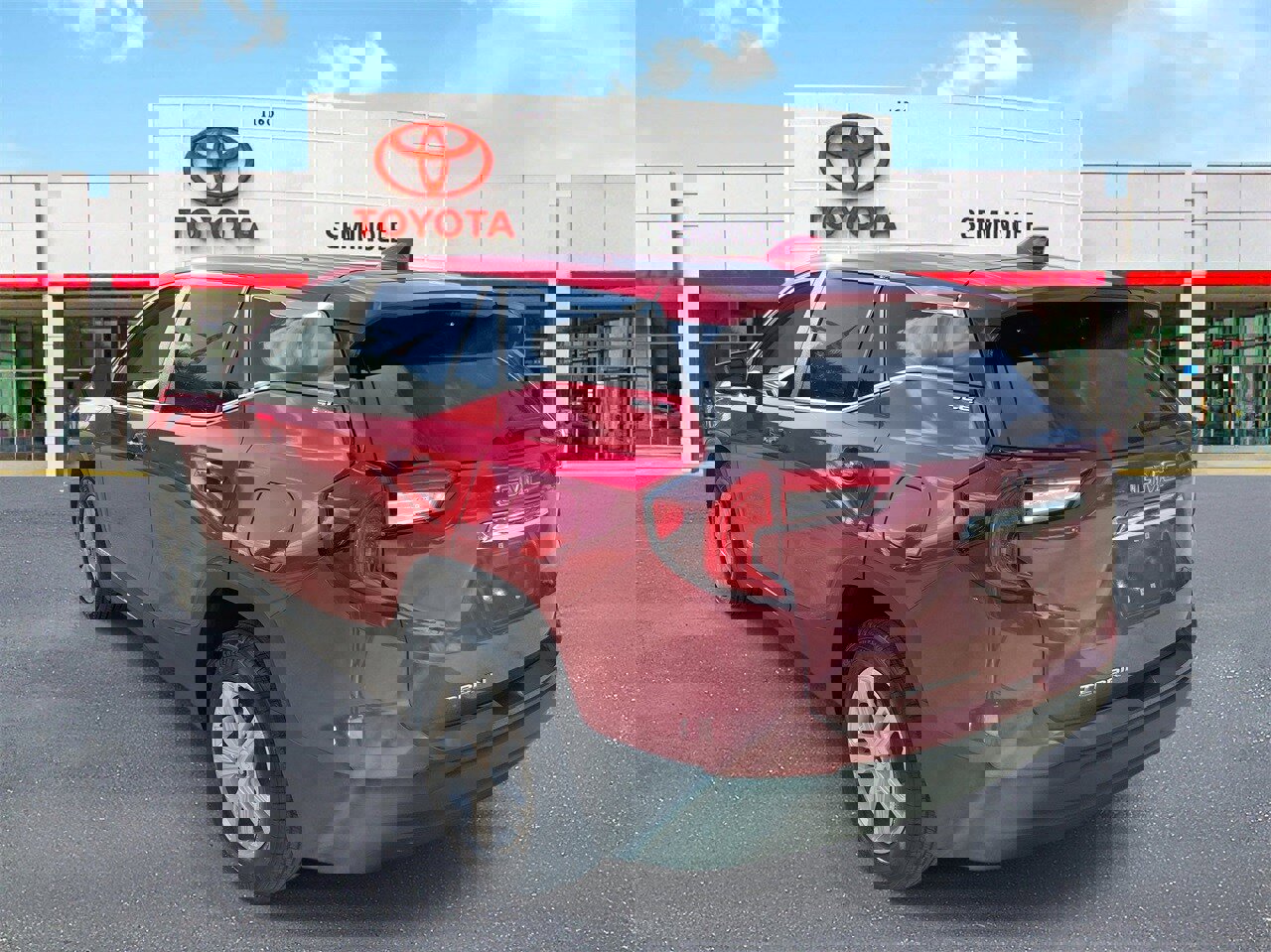 Used 2023 GMC Terrain SLE image 4