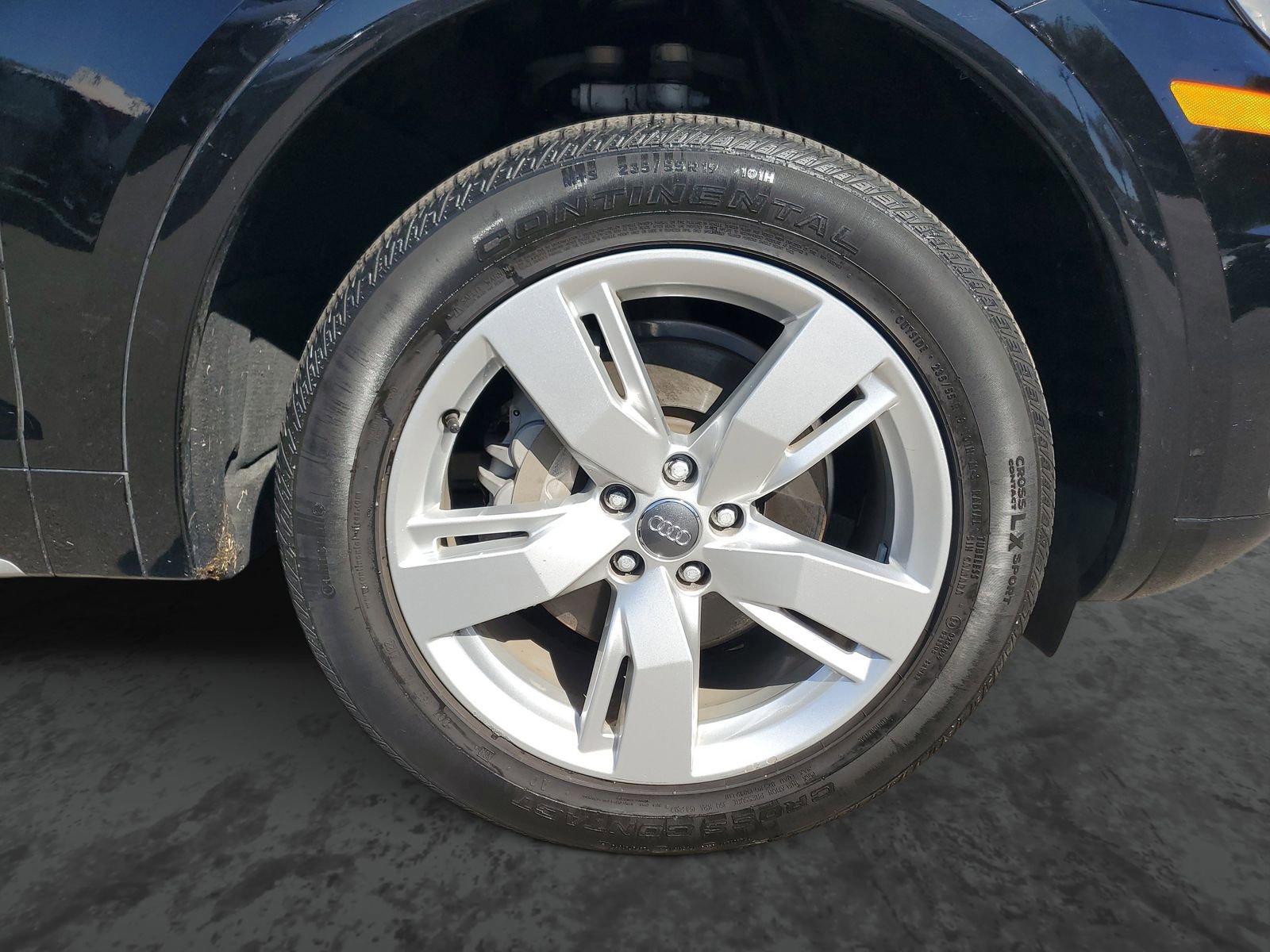 Used 2019 Audi Q5 2.0T Premium w/ Convenience Package image 5