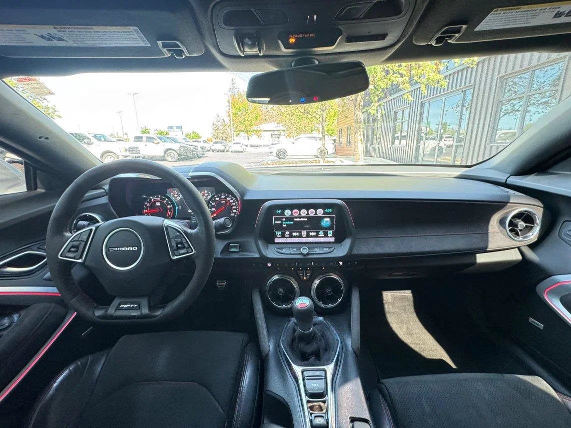 Used 2017 Chevrolet Camaro ZL1 RWD image 13