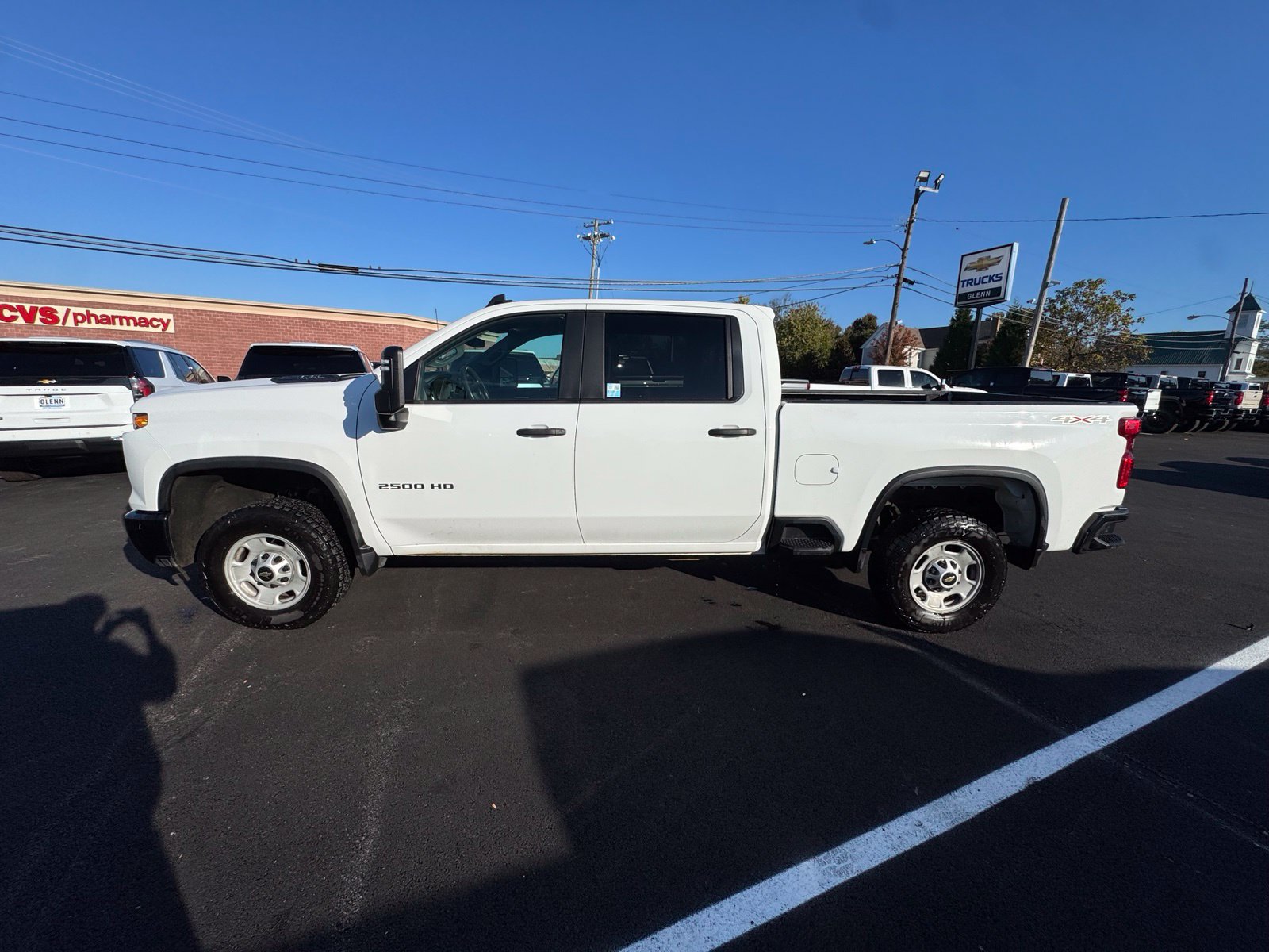 Used 2024 Chevrolet Silverado 2500 W/T AWD/4WD image 3