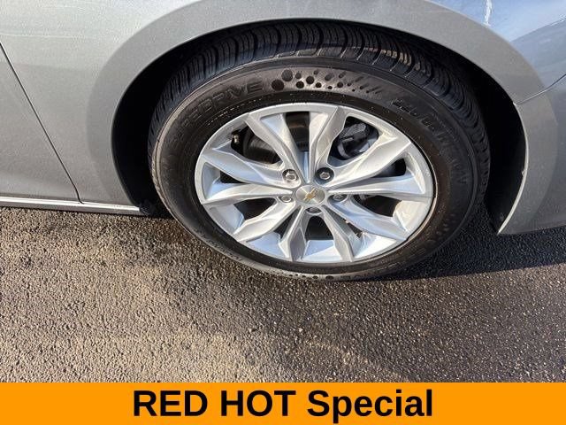 Used 2024 Chevrolet Malibu LT FWD image 43
