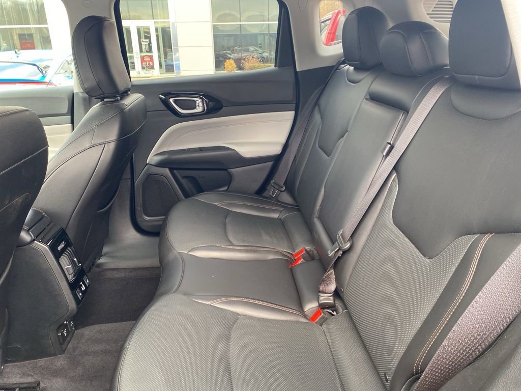 Used 2022 Jeep Compass Limited w/ Elite Group image 17