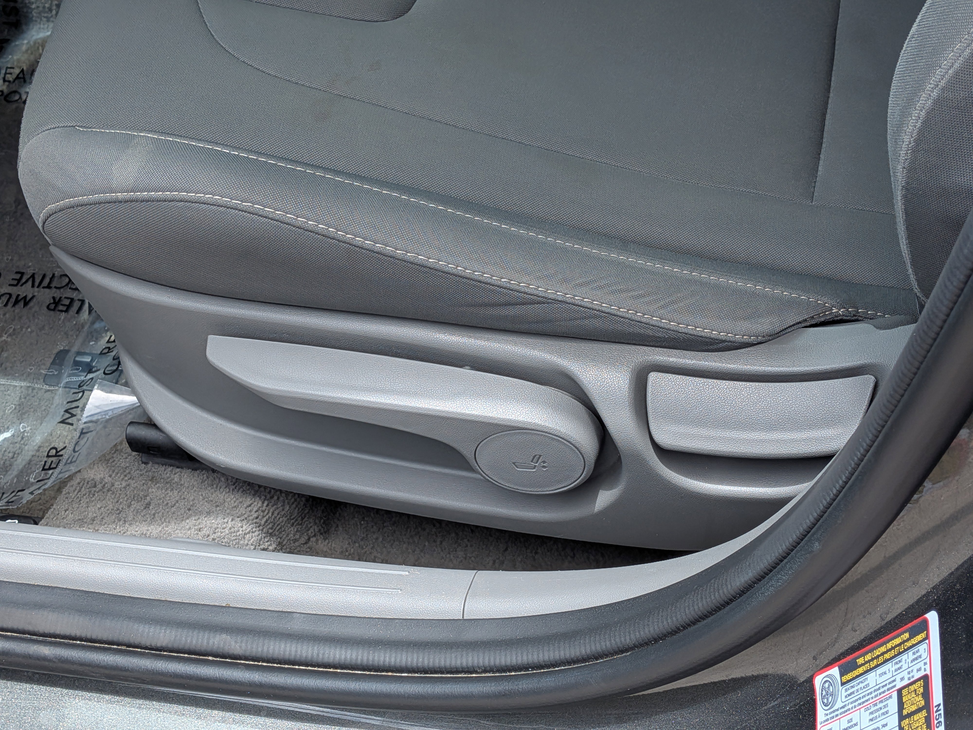 Used 2024 Hyundai Elantra SEL FWD image 20