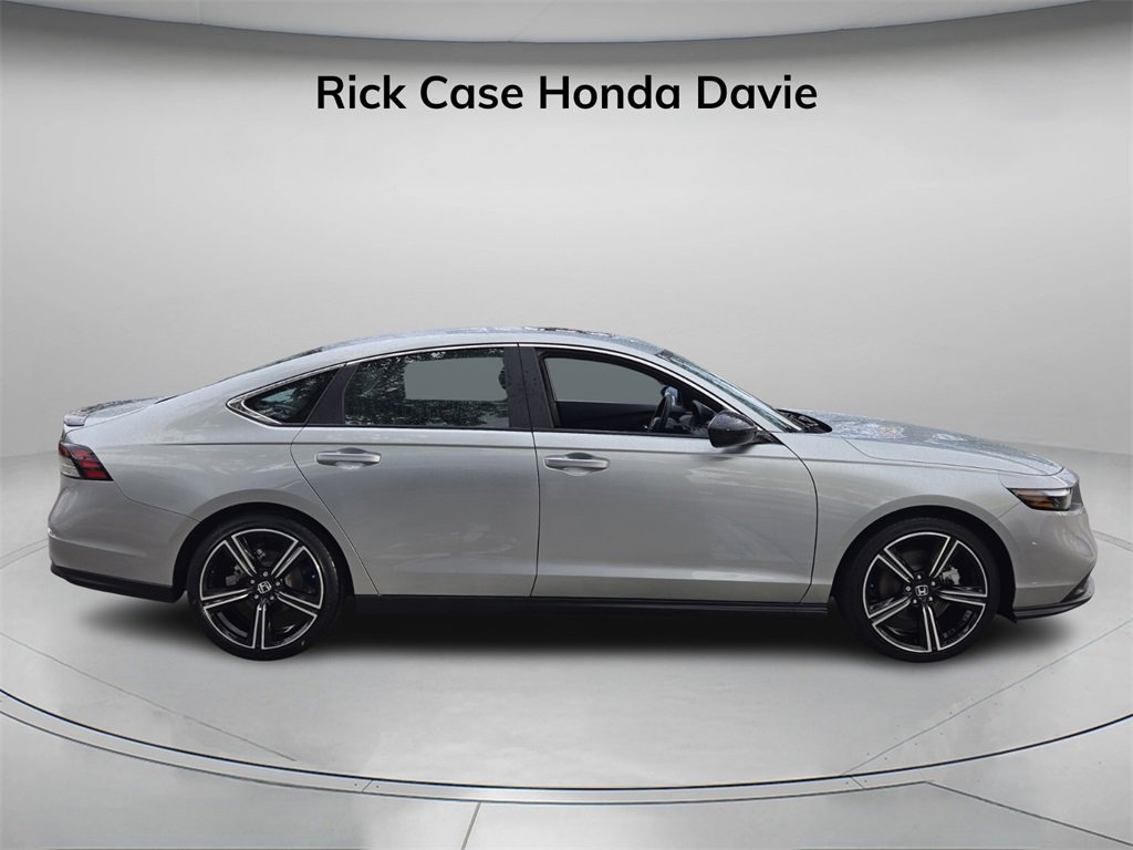 Certified 2024 Honda Accord Sport image 3