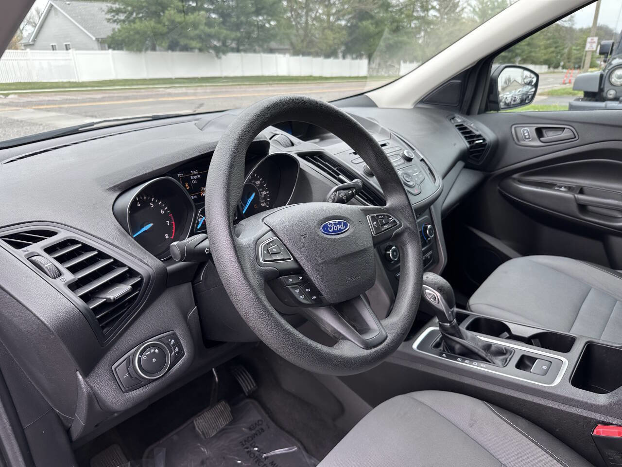 Used 2017 Ford Escape S FWD image 19