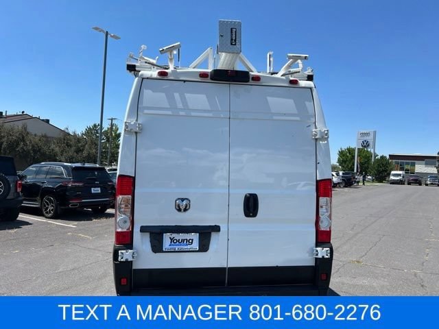 Used 2023 RAM ProMaster 2500 w/ Driver Convenience Group FWD image 4