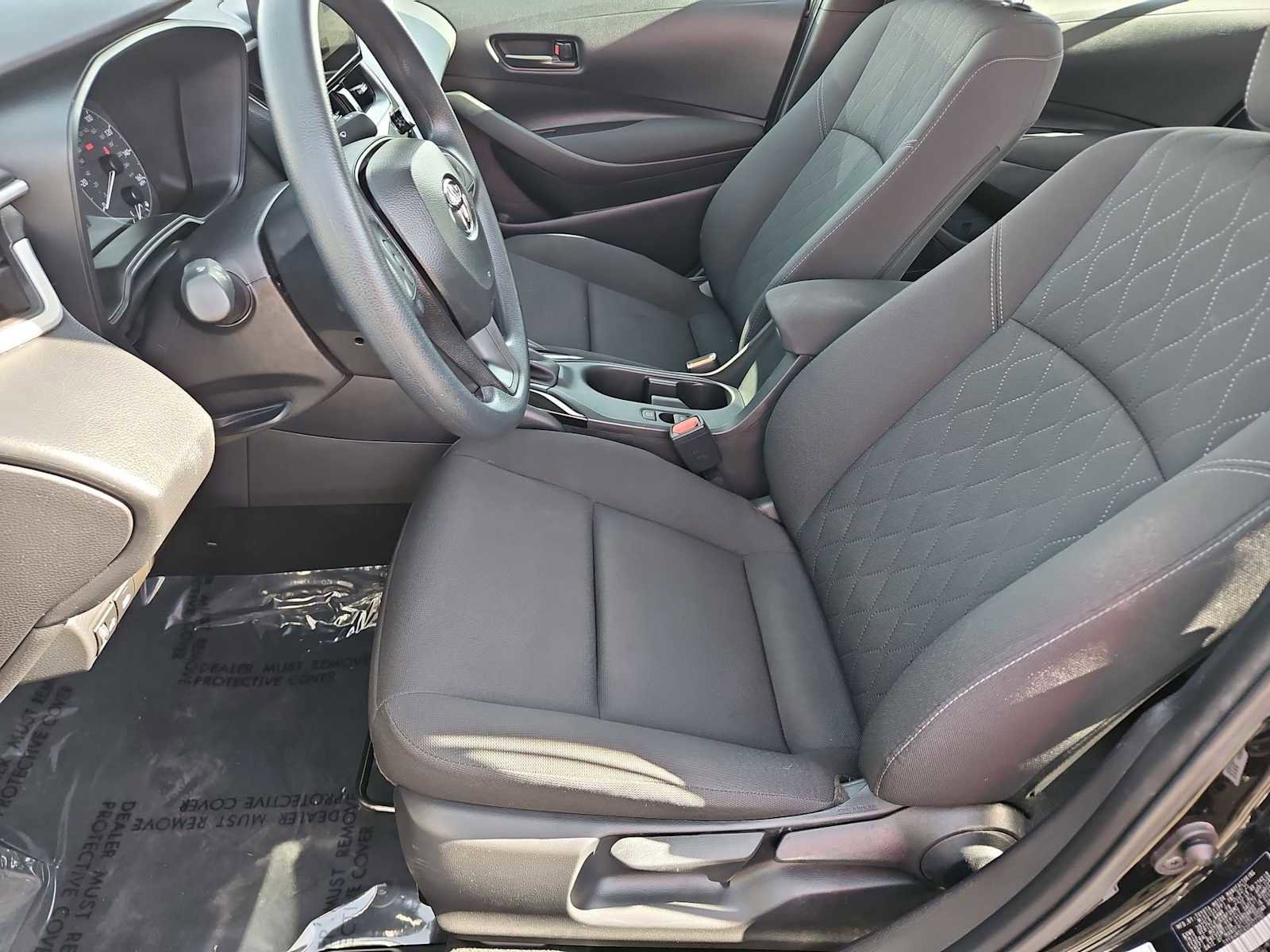 Used 2025 Toyota Corolla LE image 16