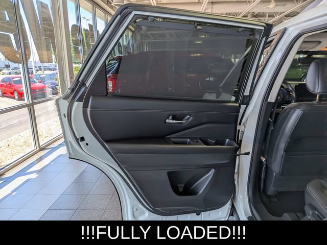 Used 2023 Nissan Pathfinder SL AWD/4WD image 24