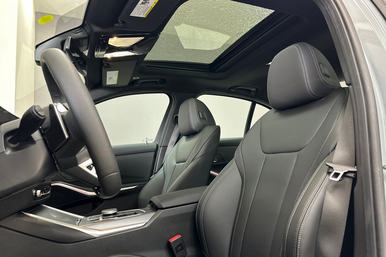 New 2026 BMW 330i Sedan w/ M Sport Package image 14