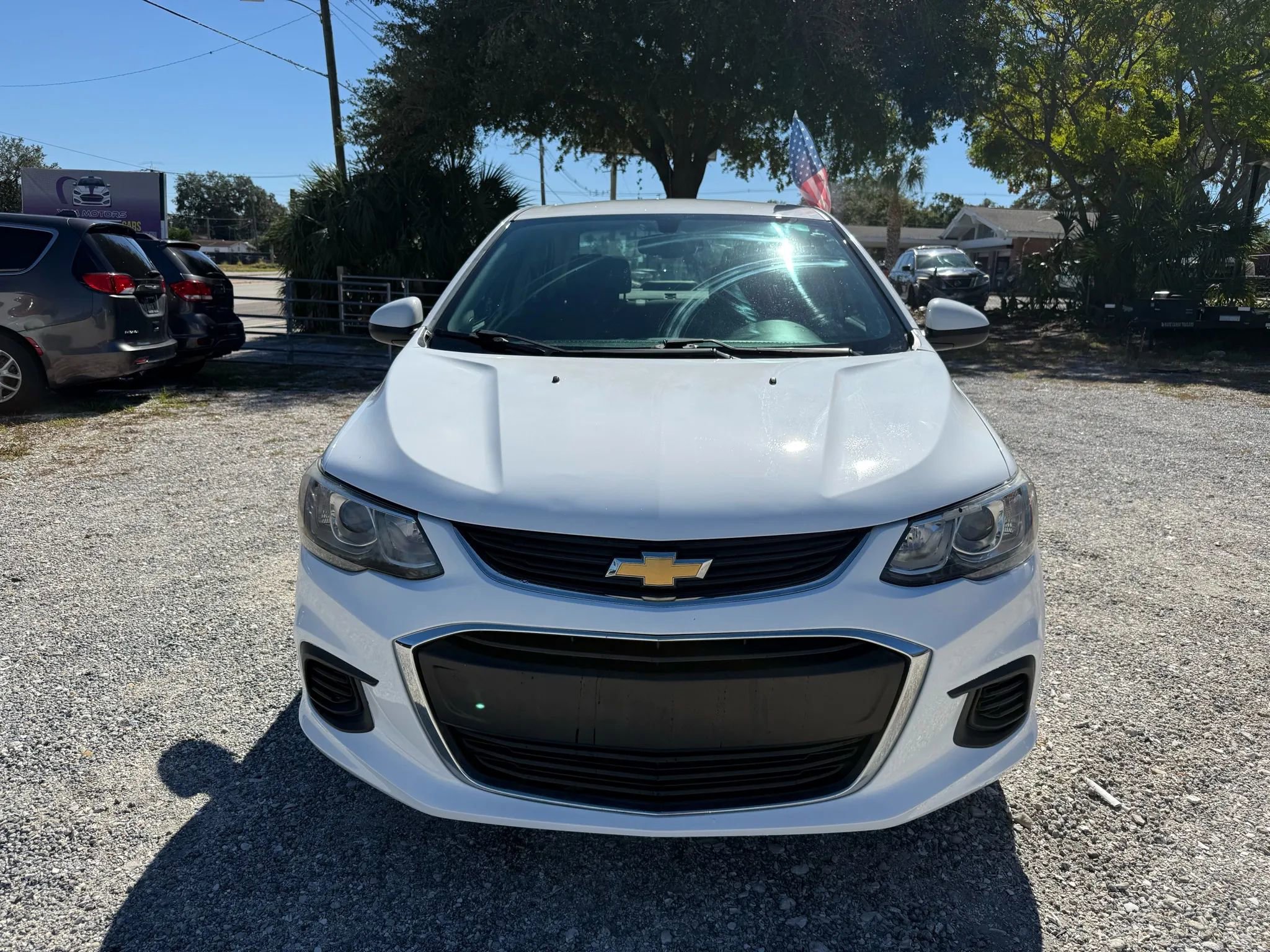 Used 2017 Chevrolet Sonic LT image 2