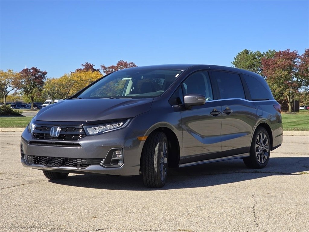 New 2026 Honda Odyssey Touring image 17