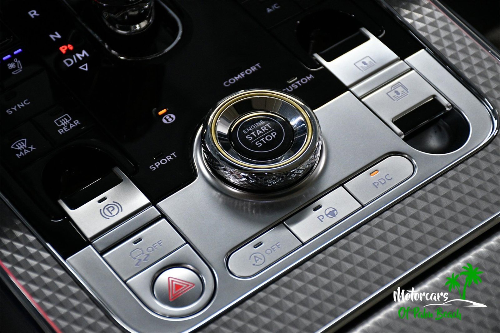 Used 2023 Bentley Flying Spur W12 image 44