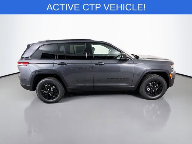 New 2025 Jeep Grand Cherokee Altitude w/ Trailer Tow Package image 8