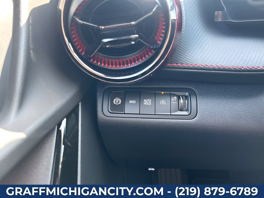 New 2027 Chevrolet Equinox RS w/ Safety and Technology Package AWD/4WD image 21