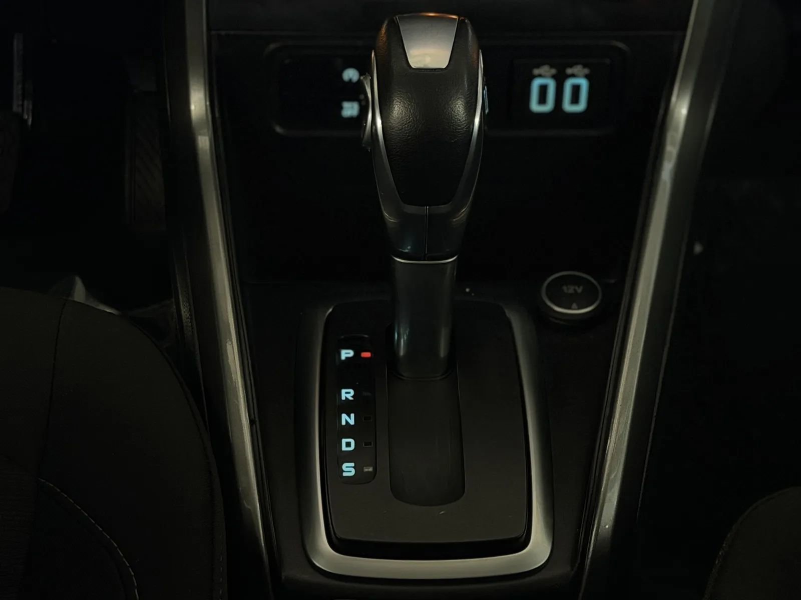 Used 2021 Ford EcoSport SE w/ SE Convenience Package image 41