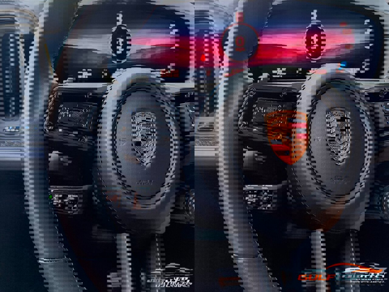 Used 2026 Porsche Cayenne GTS image 36