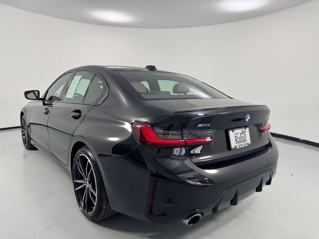 Certified 2023 BMW 330e xDrive w/ M Sport Package AWD/4WD image 6