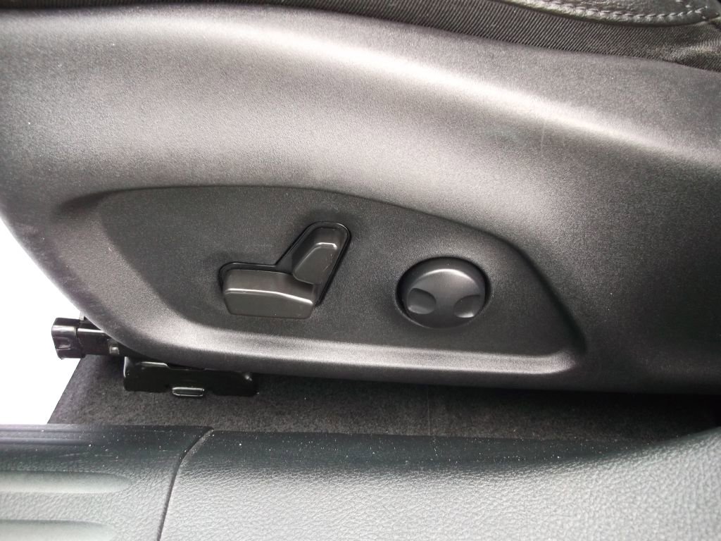 Used 2022 Jeep Compass Limited image 14