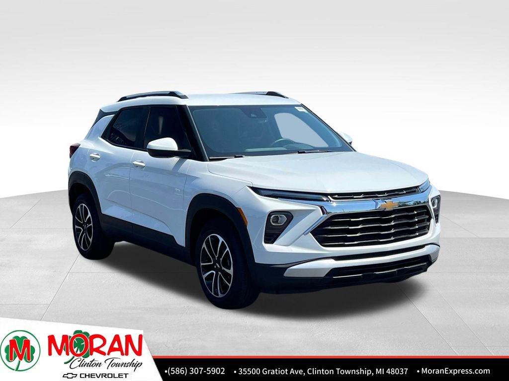 Certified 2024 Chevrolet TrailBlazer LT w/ Convenience Package FWD image 9