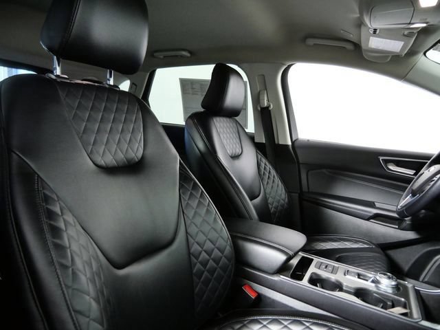Certified 2023 Ford Edge Titanium AWD/4WD image 12
